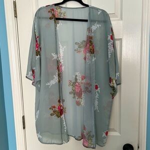 Gently Worn BB&KK floral print 3/4 sleeve chiffon kimono